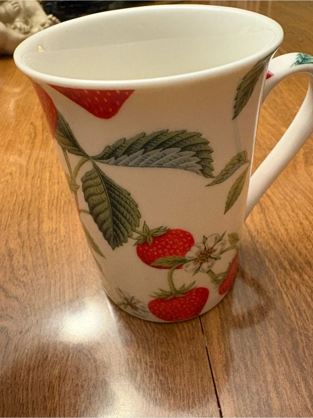 Strawberry-Pattern Ceramic Mug in White and Red